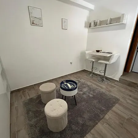 Mini - Water Sports Equipment Apartmán *
